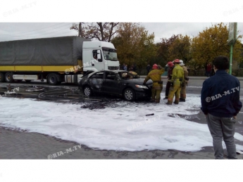 В Мелитополе в машине на ходу разорвало газовый баллон (фото, видео)