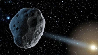 Обломок астероида упал возле города (видео)