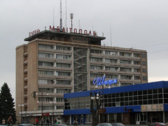 Гостиницу «Мелитополь» будут возвращать  в собственность громады через суд