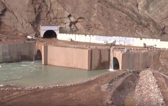 В Таджикистане запускают самую высокую ГЭС в мире (видео)