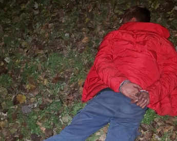 В Запорожье задержали грабителя, которого выдала яркая куртка (Фото)