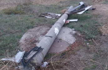В Запорожской области при неизвестных обстоятельствах рухнул светофор