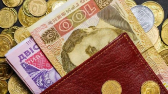 Чего ждать украинцам с 1 декабря: повышение пенсий и новые соцстандарты