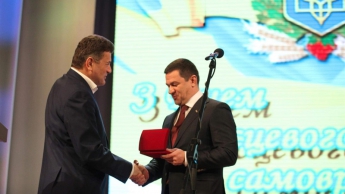 Буряк получил орден за заслуги перед Запорожским краем
