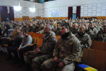 Как в Мелитополе защитников Украины поздравляли (фото)