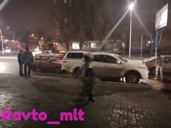 В центре Мелитополя произошло тройное ДТП (фото, видео)