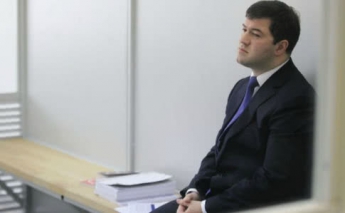 Суд определил сумму компенсации для восстановленного Насирова