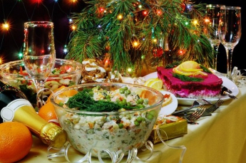 В Мелитополе подсчитали, как за год изменилась цена на новогодние блюда: Оливье, Шубу и заливное