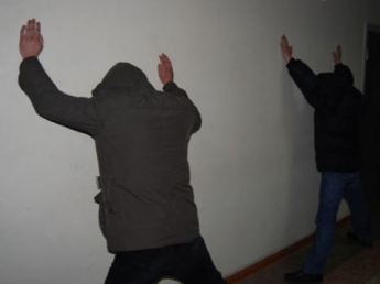 В Запорожье пьяная парочка забила пенсионера ногами до смерти