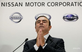 Суд в Японии отказался продлить арест экс-главы Nissan