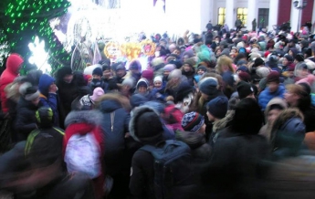 В Одессе произошла давка за бесплатными подарками (фото)