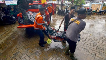 Цунами в Индонезии: жертвами трагедии стали 168 человек