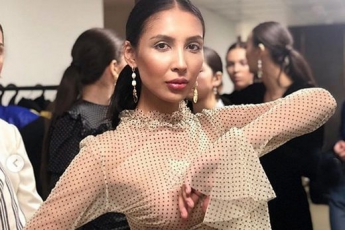 Депутата-модель из Казахстана избили за откровенный наряд на модном показе