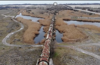 Мелитопольские экстремалы исследовали подземный канал под Мелитополем (видео)