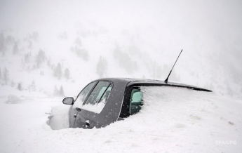 Австрию засыпало снегом