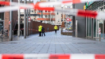 В Германии беженец напал с ножом на беременную женщину: ребенка спасти не удалось