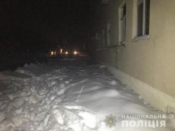 Под Харьковом пьяный отец выбросил ребенка с 4 этажа: подробности скандала