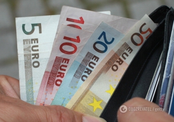 Паника вокруг обвала евро: украинцам дали совет, что делать с валютой