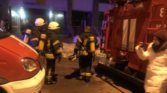 В Киеве произошел пожар в многоэтажном доме