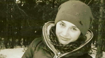 Водитель выгнал студентку на мороз: жуткие детали о смерти девушки