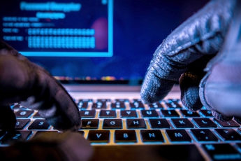 В Запорожской области задержали хакеров, которые торговали конфиденциальной информацией