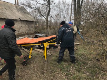 Житель запорожского села погиб под завалами хозпостройки