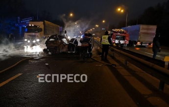 ДТП под Киевом: пассажирка сгорела заживо