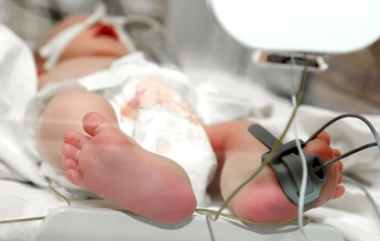 В Одесской области умер шестимесячный малыш: мать винит прививку, врачи говорят о генетическом заболевании