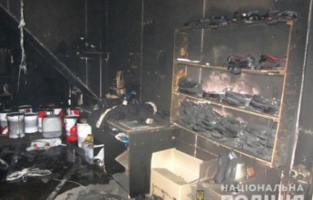 В Харькове подожгли два цеха обувной фирмы (фото)