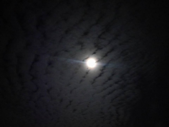 Небо над Мелитополем, как море - в сети опубликовано завораживающее фото