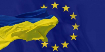 ЕС усложнил правила безвизового въезда для украинцев