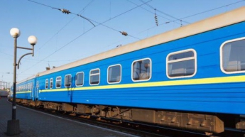 К 8 марта Укрзалізниця уже назначила 17 дополнительных поездов