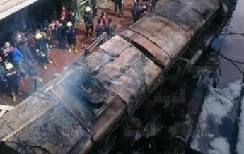 В пожаре на вокзале Каира погибли десятки людей (видео)