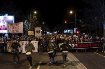 Черногория: тысячи требовали отставки президента Джукановича