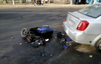 В Николаеве военный попал в аварию (фото)