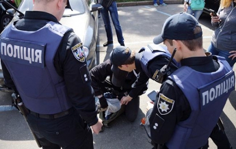 В Запорожье полицейские проводят проверки по сообщениям о возможных нарушениях предвыборной агитации