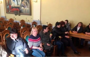 Во Львове горсовет перенес заседание из-за протеста стоматологов