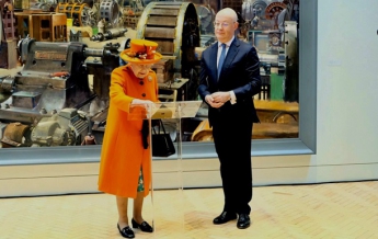 Королева Елизавета впервые сделала пост в Instagram