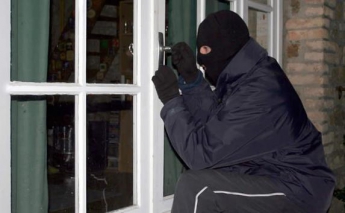 В Мелитополе полицейские задержали домушника, обокравшего частный дом