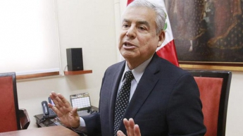 Премьер-министр Перу со скандалом ушел в отставку