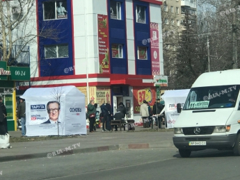 Чем ближе выборы, тем больше в Мелитополе билбордов (фото)