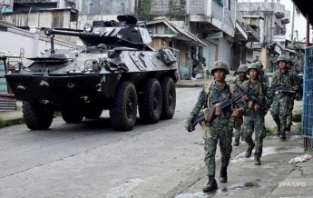 На Филиппинах в столкновениях армии с боевиками погибли 12 человек