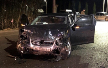 Во Львовской области в аварии пострадали пять человек (фото)