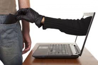 Мошенники атакуют через интернет и телефоны