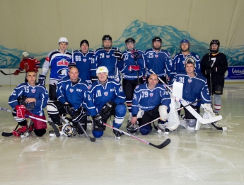 Мелитопольская сборная по хоккею поборется за первенство в областном чемпионате (фото)