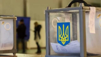 Соцопрос: во второй тур выборов выходят Зеленский и Бойко