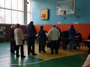 Стали известные первые итоги явки избирателей в Мелитополе