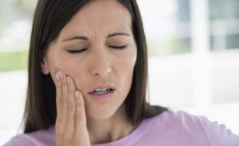 4 народных способа на пару часов избавиться от зубной боли