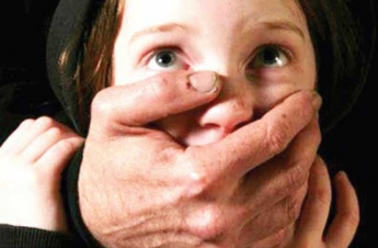 В Мелитополе совершено нападение на 11-летнюю девочку. Спасло чудо