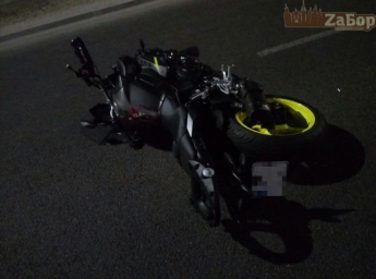 В Запорожье мотоциклист сбил насмерть девушку (фото +18)